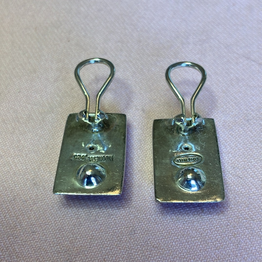 FINAL SALE PRICE Vintage‎ Lois Hill Curved Rectangular Sterling Clip Earrings - Picture 2 of 5